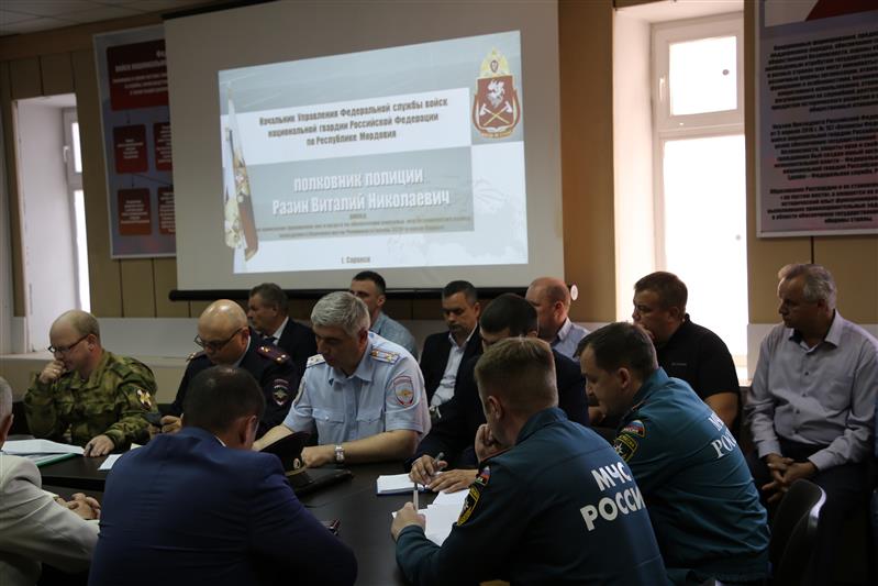 В мордовском управлении Росгвардии состоялось межведомственное совещание по вопросам обеспечения безопасности отборочного матча чемпионата Европы по футболу
