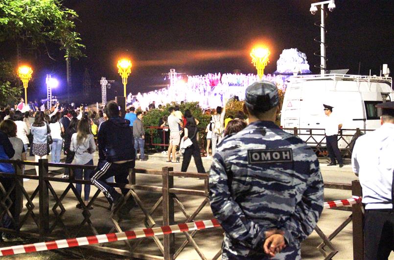 Калмыцкие росгвардейцы обеспечили правопорядок во время проведения масштабного культурного мероприятия 