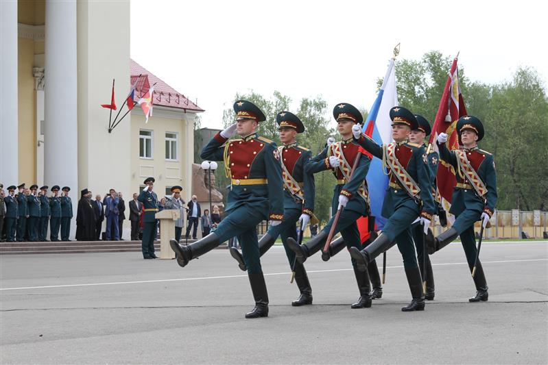 Центральный узел связи Росгвардии получил новое Боевое знамя
