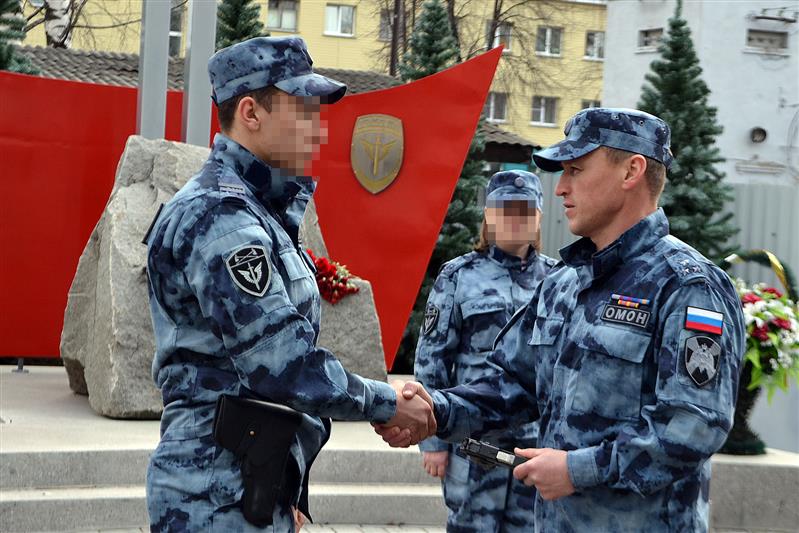 В Кирове ОМОН Росгвардии празднует 26-летие отряда 
