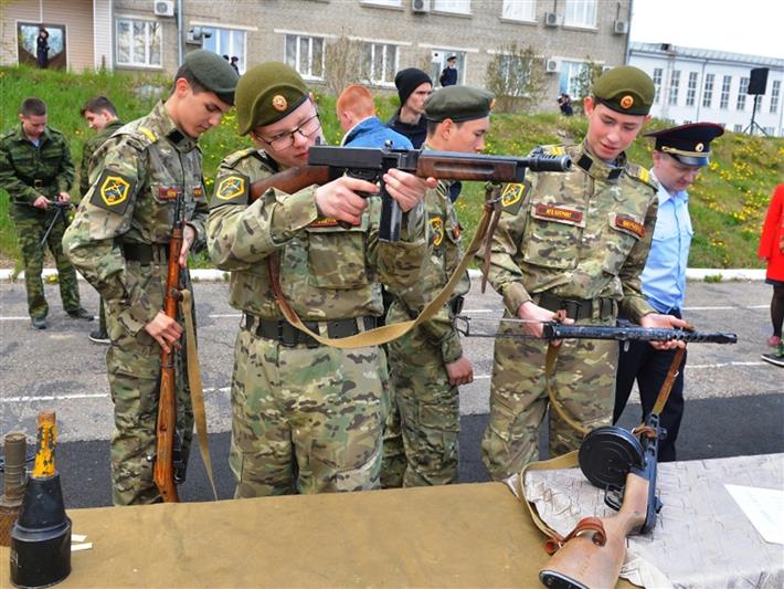 Сотрудники иркутского ОМОН приняли участие в региональном спортивном празднике «Эстафета Памяти»