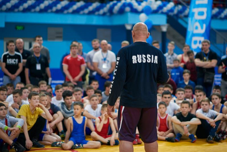 Представители Росгвардии приняли участие в открытии международного турнира по греко-римской борьбе в Белгороде