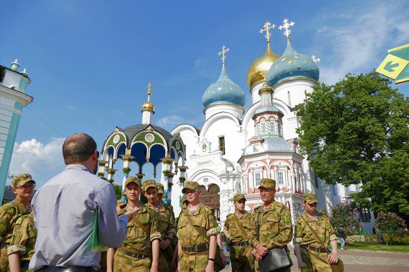 Воспитанники МПКУ им. М.А. Шолохова побывали с экскурсией в Троице-Сергиевой лавре