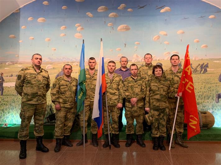 В Рязани военнослужащие Росгвардии посетили музей истории ВДВ
