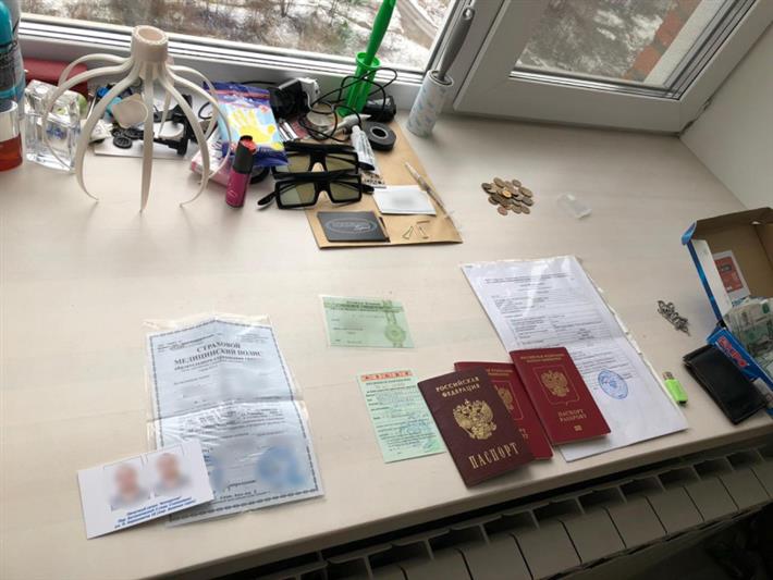 Офицеры томского СОБР и полиции задержали подозреваемых в подделке документов