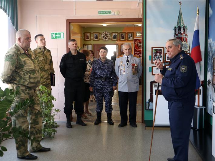 Росгвардия и Шарыповский кадетский корпус подписали соглашение о сотрудничестве 