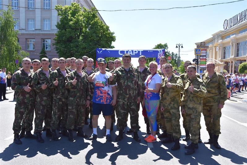 Курские росгвардейцы приняли участие во Всероссийском полумарафоне (видео) 