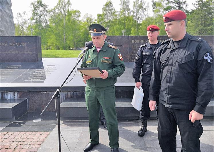 Начальник Управления Росгвардии по Республике Карелия стал гостем церемонии прощания петрозаводских кадет со знаменем корпуса