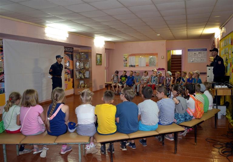 В Новгородской области стартовала всероссийская акция Росгвардии «Прокачай лето!»