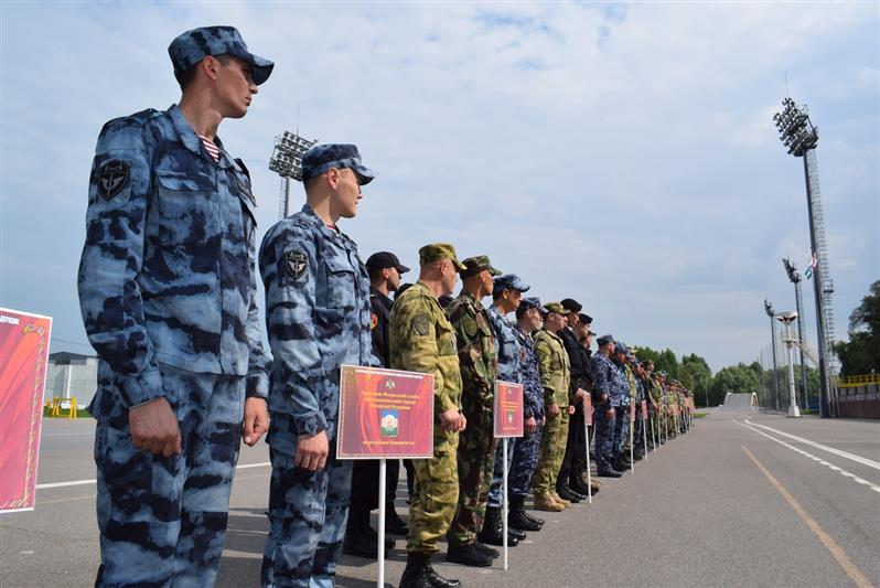 В Уфе прошел чемпионат Приволжского округа Росгвардии по служебному биатлону и легкоатлетическому кроссу
