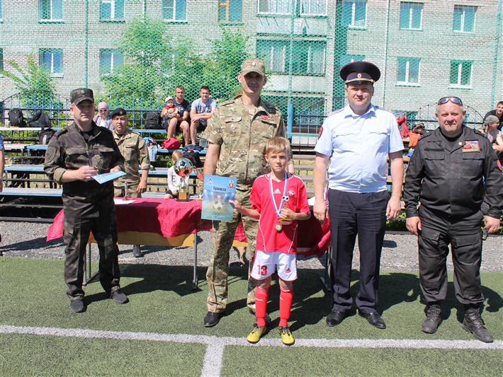 В Горно-Алтайске прошел футбольный турнир памяти погибших сотрудников СОБР