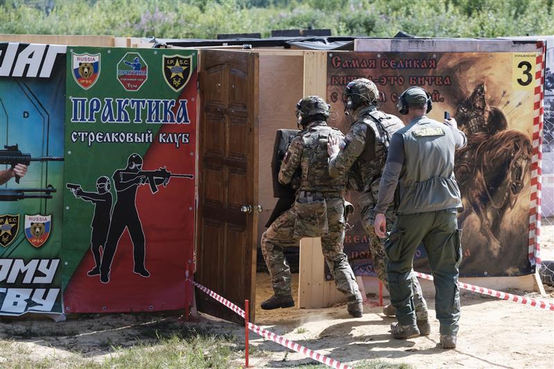 В Туле прошел межведомственный стрелковый турнир памяти погибших бойцов спецназа, организованный при участии Росгвардии (фото, видео)