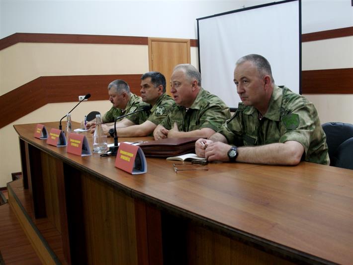 Командующий Сибирским округом Росгвардии провел вечер вопросов и ответов в управлении ведомства по Хакасии