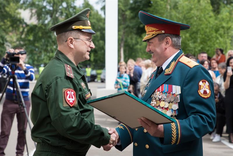 Прощание со Знаменем 