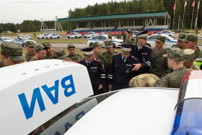 Всеармейский конкурс «Дорожный патруль»