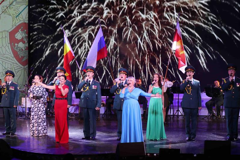Финалисты Всероссийского конкурса ансамблей Росгвардии выступят с шефскими концертами в регионах России (фото, видео)