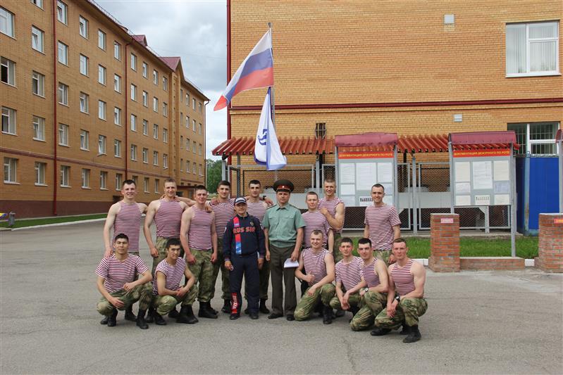 Пермский военный институт Росгвардии отметил День России спортивным праздником