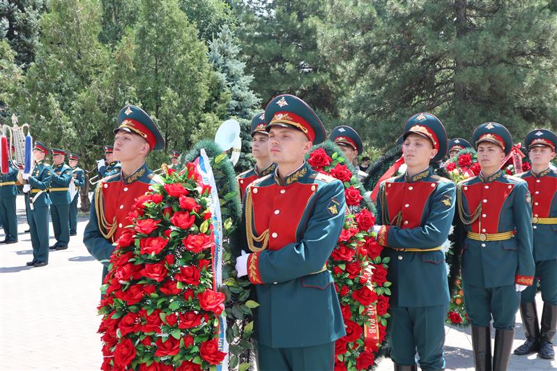 Память павших в Великую Отечественную войну почтили в Ростовской области 