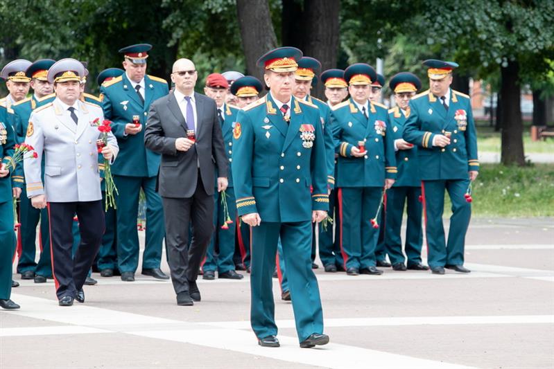 Директор Росгвардии генерал армии Виктор Золотов открыл патриотическую акцию «Свеча памяти» (видео)