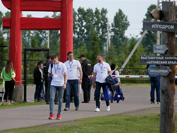 Сотрудники ОМОН обеспечили порядок на международном управленческом форуме «Алтай – территория развития 2019»