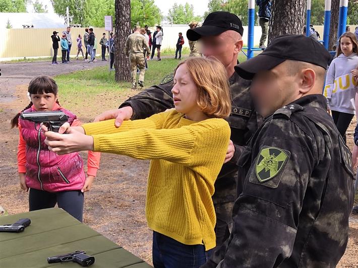 В Управлении Росгвардии по Алтайскому краю отметили Международный день защиты детей