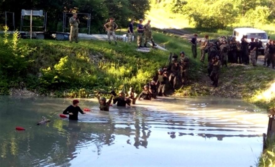 Квалификационные испытания на право ношения крапового берета проведены на Кубани (фото, видео)