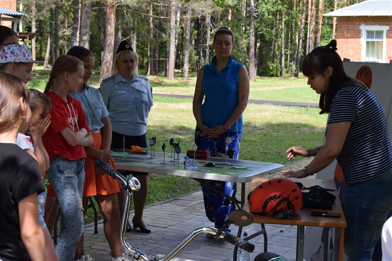 Росгвардейцы провели акцию «Прокачай лето» В Костромской области