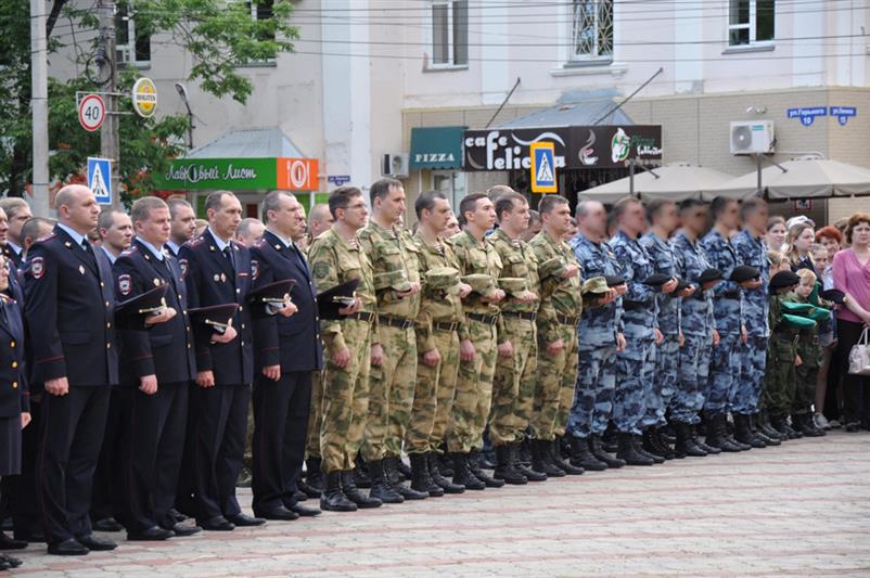 К акции «Свеча памяти» присоединились сотрудники и военнослужащие Еврейской автономной области 