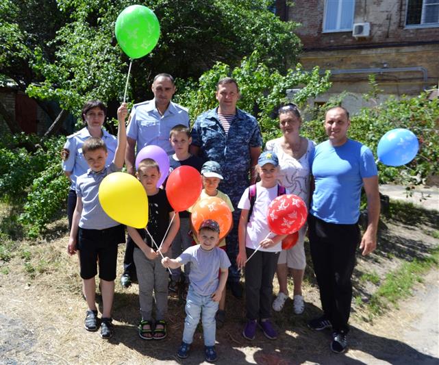 Донские росгвардейцы провели комплекс тематических мероприятий ко Дню защиты детей  