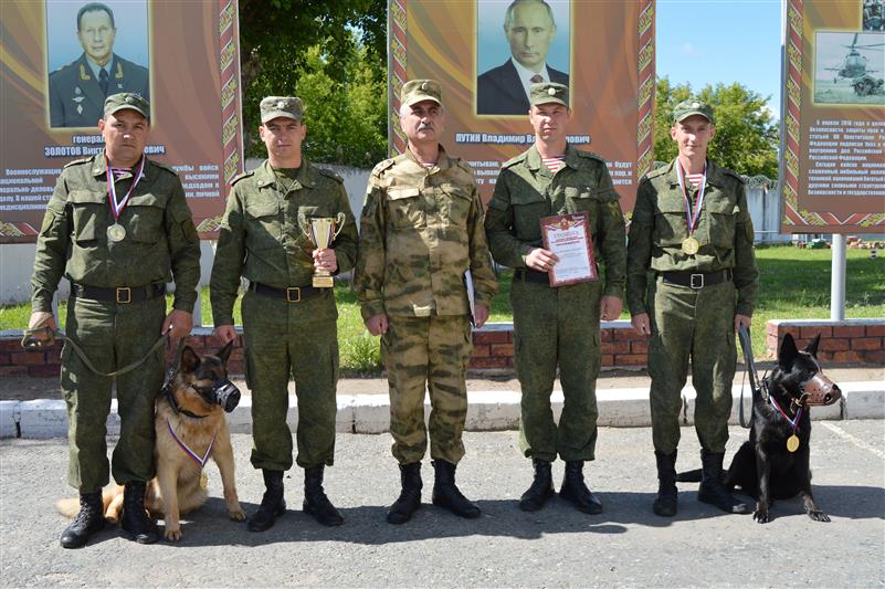 Определились победители чемпионата Уральского округа Росгвардии по многоборью кинологов