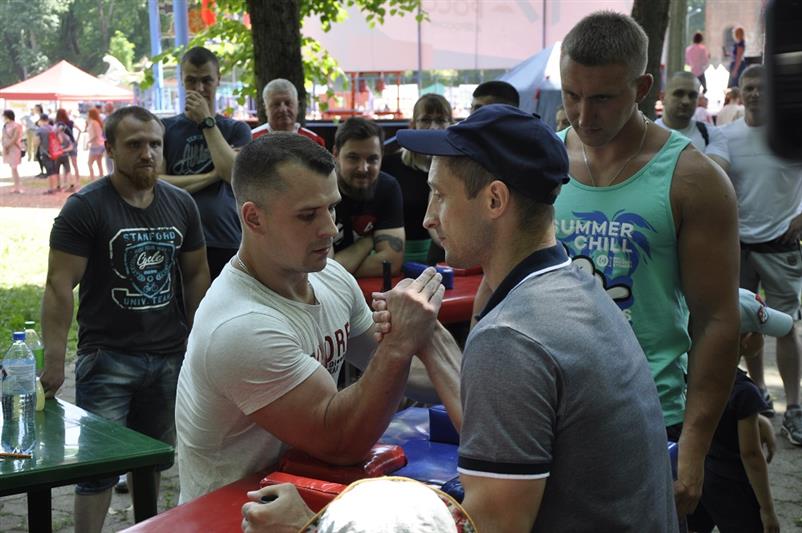 Смоленские росгвардейцы заняли призовые места в спортивном празднике, посвященном Дню России
