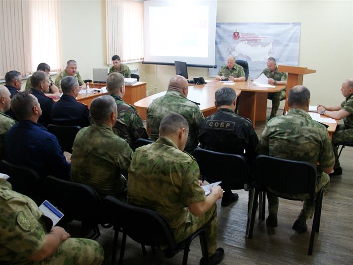 Командующий Сибирским округом проверил организацию службы в Управлении Росгвардии по Республике Хакасия