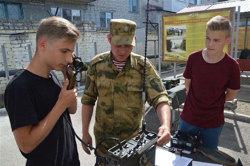 Военнослужащие Управления Росгвардии по Брянской области подготовили юных земляков к участию во всероссийском этапе игры «Победа-2019»
