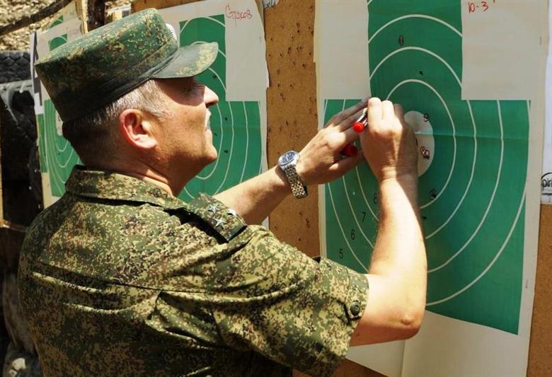 Турнир по стрельбе из пистолета в рамках спартакиады в честь 20-летия Объединенной группировки войск (сил) на Северном Кавказе прошел в Чеченской Республике