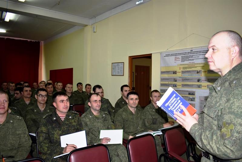 В воинской части по охране важных государственных объектов состоялся сбор с офицерами-воспитателями