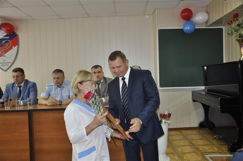 Начальник Управления Росгвардии по Ульяновской области поздравил медицинских работников с профессиональным праздником