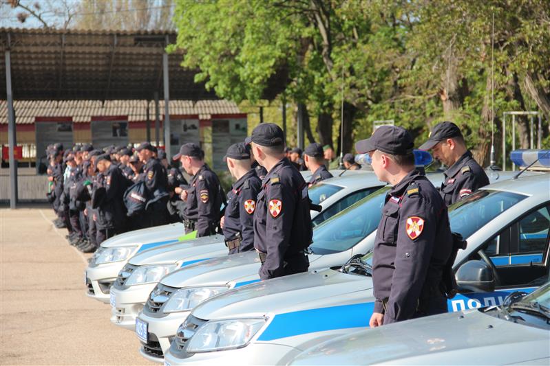  Севастопольские росгвардейцы обеспечивают охрану общественного порядка и безопасность  участников выпускных балов