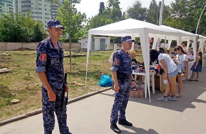 Росгвардейцы обеспечили правопорядок во время проведения праздничных мероприятий, посвященных Дню Симферополя