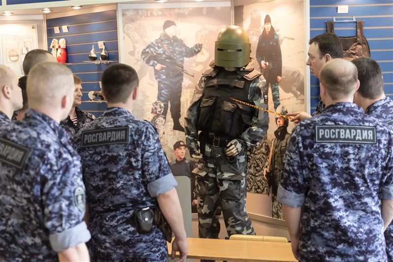 В Москве состоялся сбор лучших экипажей вневедомственной охраны перед финалом всероссийского конкурса профмастерства (фото)