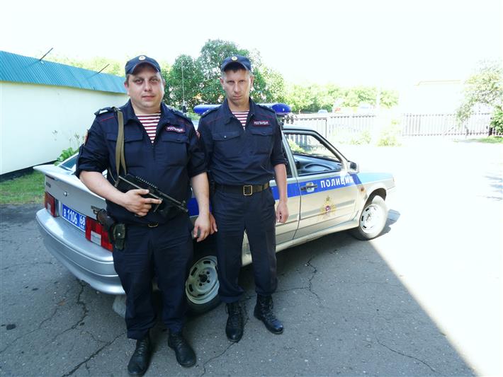 В Тамбове росгвардейцы задержали подозреваемых в преступлениях по горячим следам