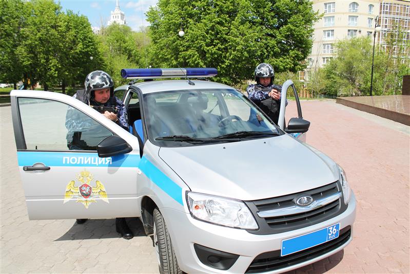 Воронежские росгвардейцы пресекли кражу денег из ящиков для пожертвований
