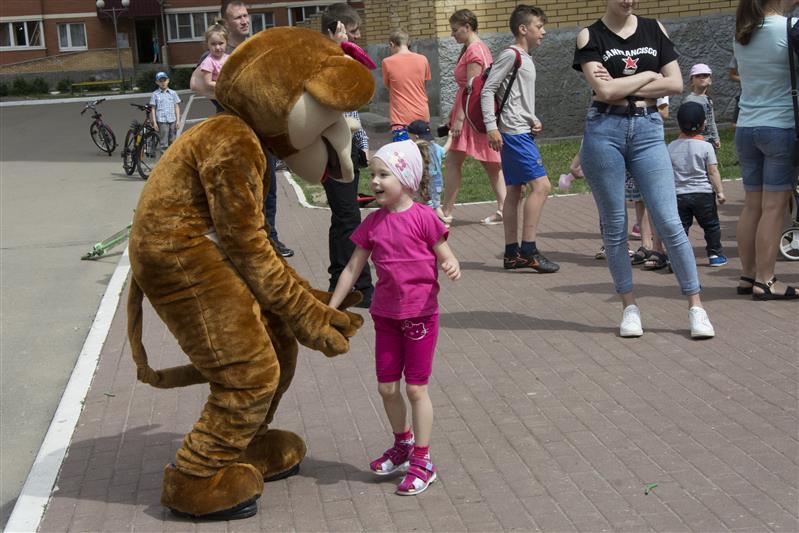 В первый день лета в подмосковной Балашихе прошли праздничные мероприятия для детей росгвардейцев (фото)