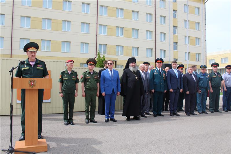 Калужский отдельный центр подготовки личного состава Центрального округа Росгвардии отметил 50 лет со дня образования (фото)