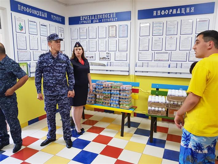 Сотрудники Росгвардии оказали помощь двум детским домам Кабардино-Балкарии