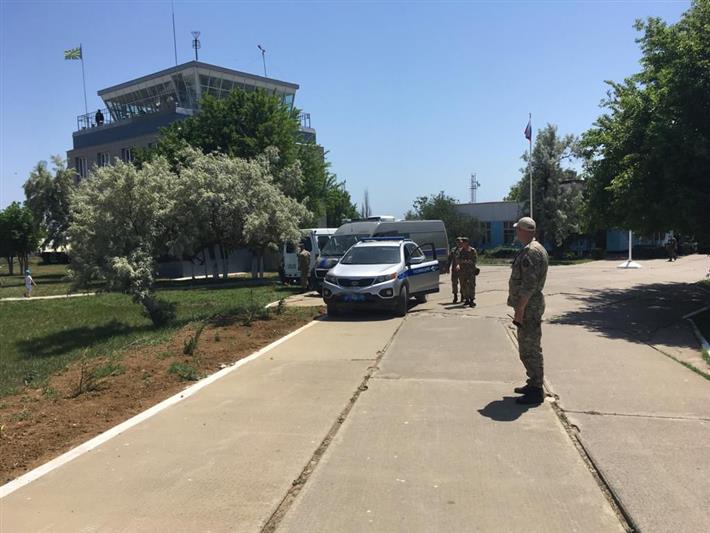 Бойцы керченского ОМОН обеспечили правопорядок во время шоу «Авиадартс-2019» 