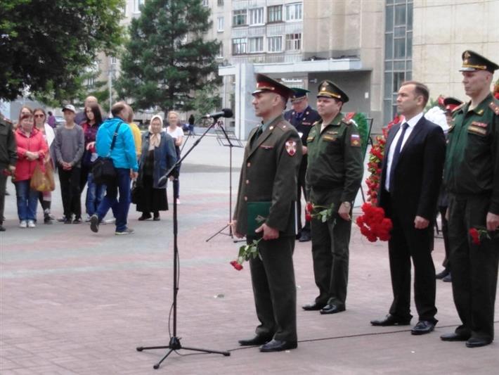 На службу в прославленную Отдельную дивизию оперативного назначения Росгвардии отправились призывники из Зауралья
