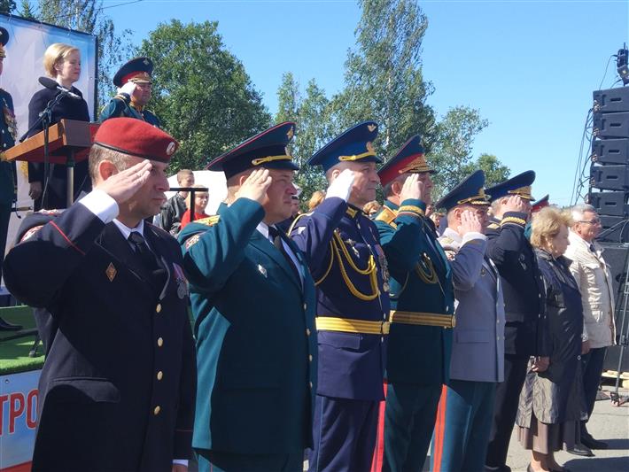 Росгвардейцы приняли участие в военно-историческом параде, посвященном 75-летию освобождения Петрозаводска от гитлеровской оккупации