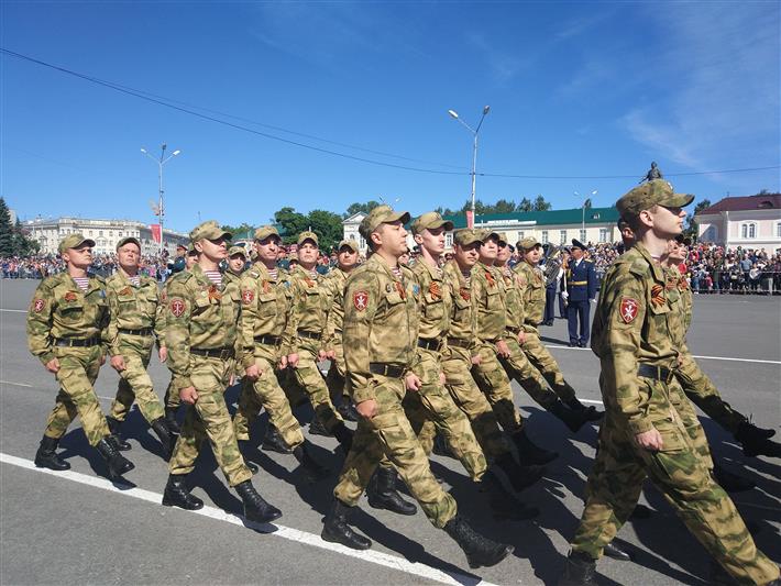 Росгвардейцы приняли участие в военно-историческом параде, посвященном 75-летию освобождения Петрозаводска от гитлеровской оккупации