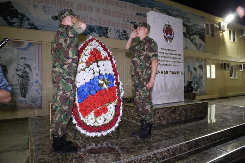 На Северном Кавказе росгвардейцы участвуют в патриотической акции «Свеча памяти» (фото)