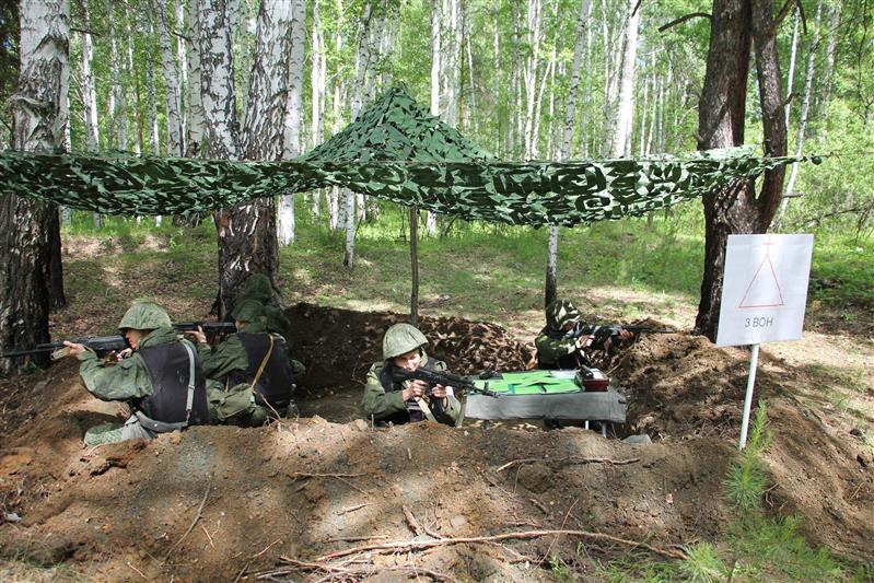 Под руководством командующего Уральским округом Росгвардии в озерском соединении подведены итоги служебно-боевой деятельности за первое полугодие 2019 года